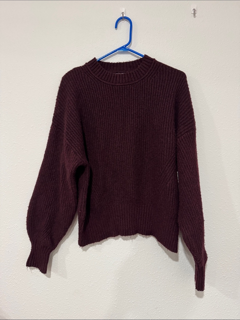 Time & Tru Women’s Large Cozy Rib-Knit Crewneck Sweater in Deep Plum